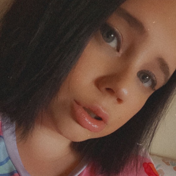 Meet your Posher, Sara - Picture 1 of 1